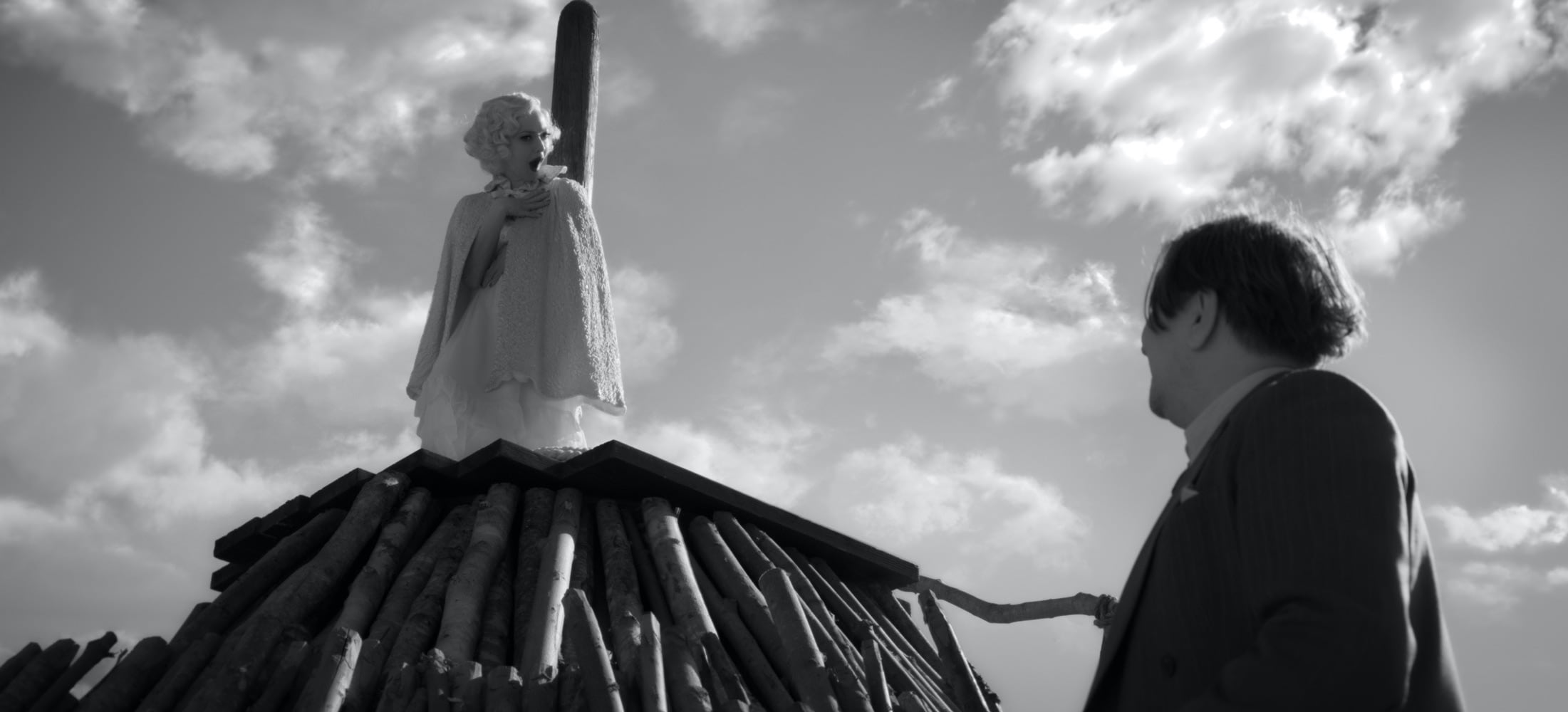 Amanda Seyfried and Gary Oldman in a scene from Mank
