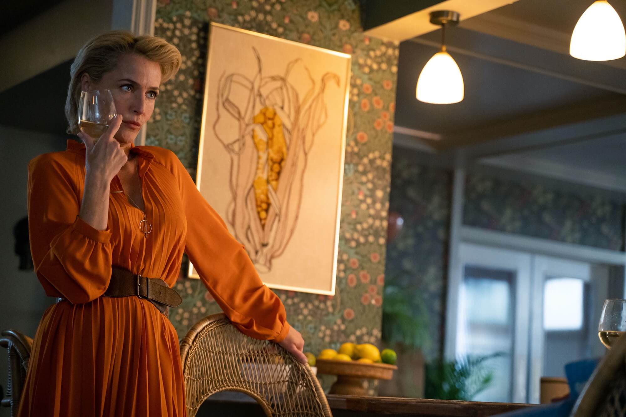 gillian anderson orange dress Netflix Queue