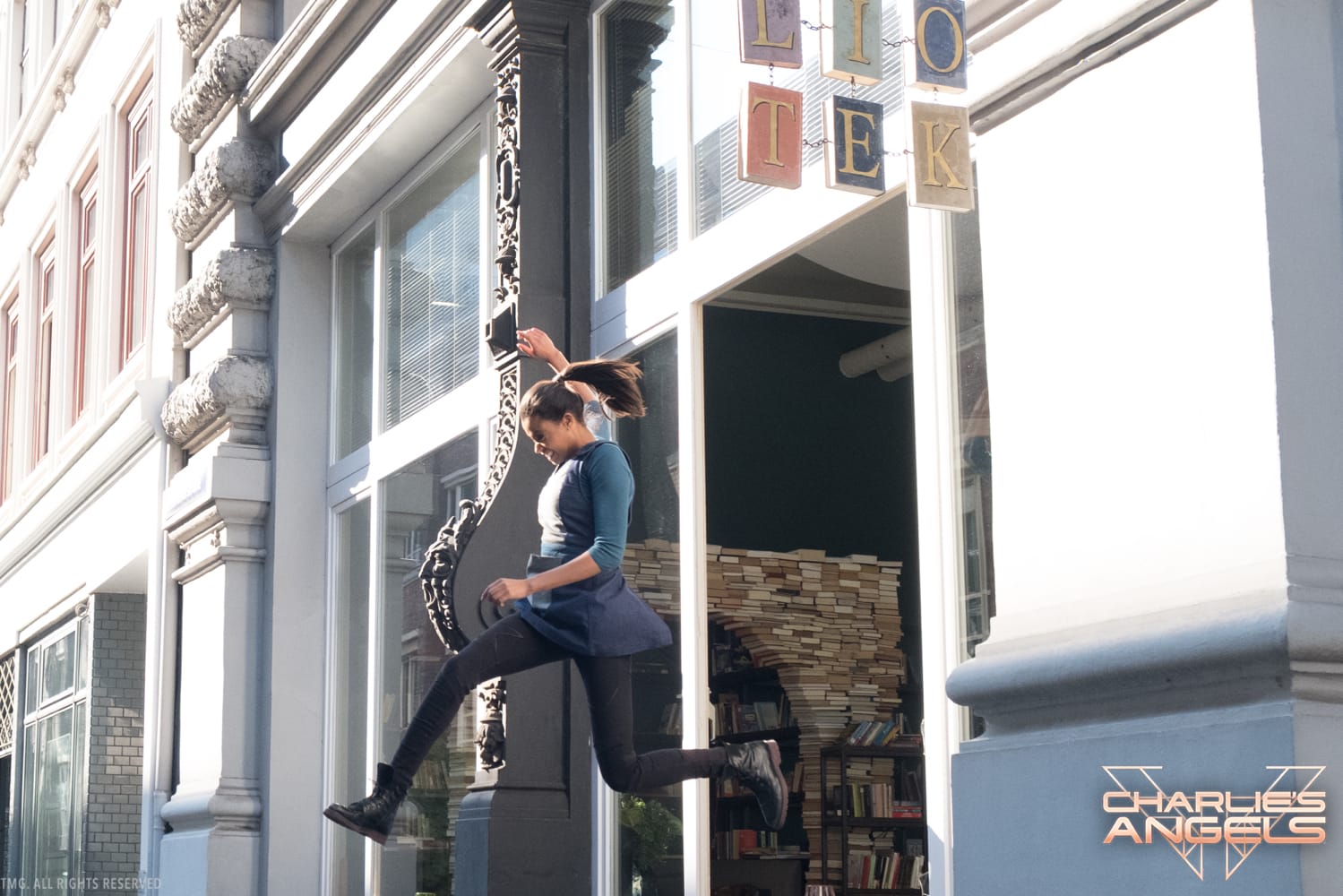 Ella Balinska leaps from building.