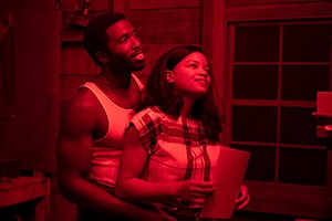 Chanté Adams and Y’lan Noel in The Photograph (2020 Movie)